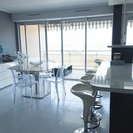 Apartment Lighthouse